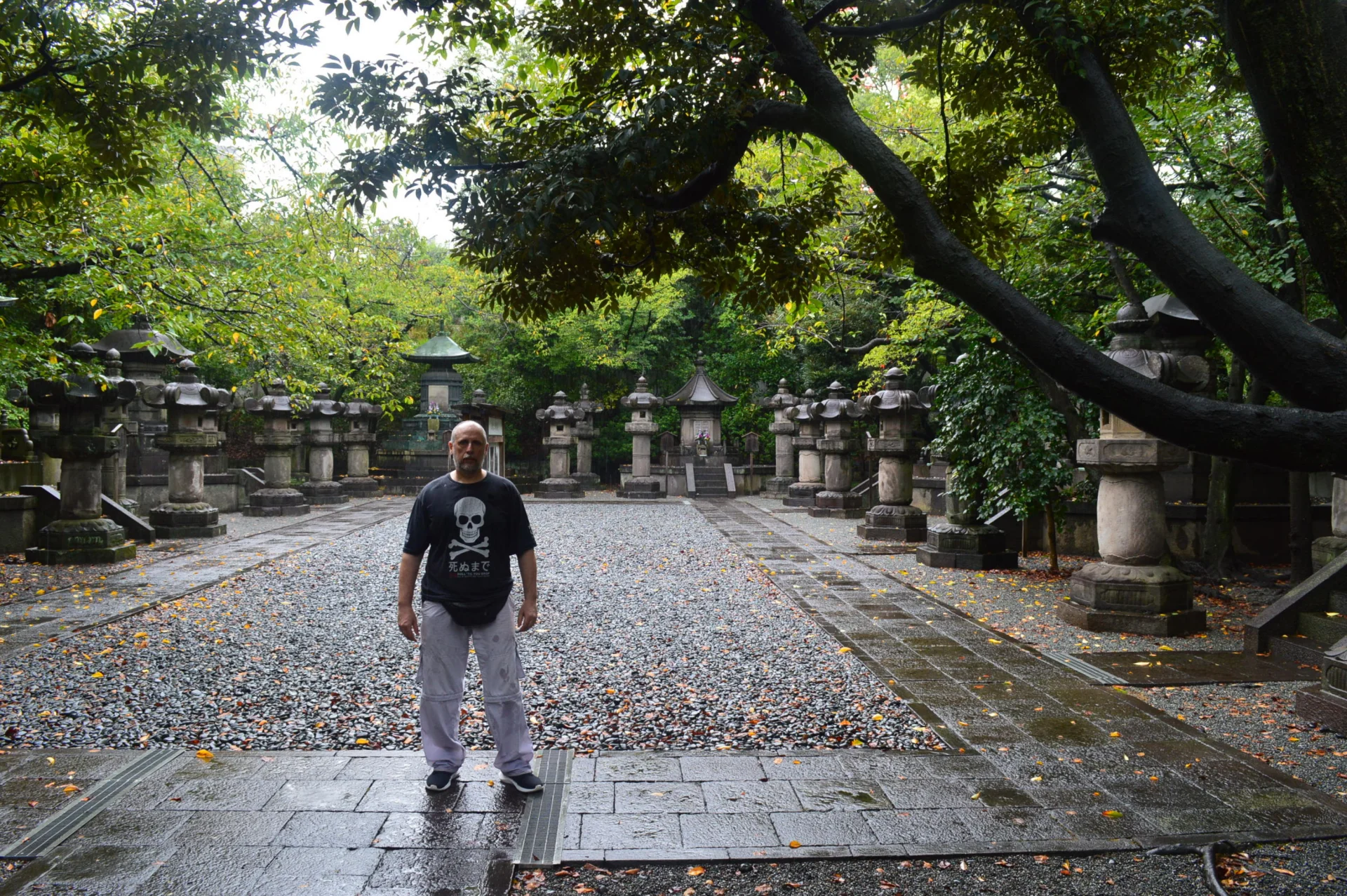 Mausoleo con las tumbas de 6 shogunes Tokugawa
