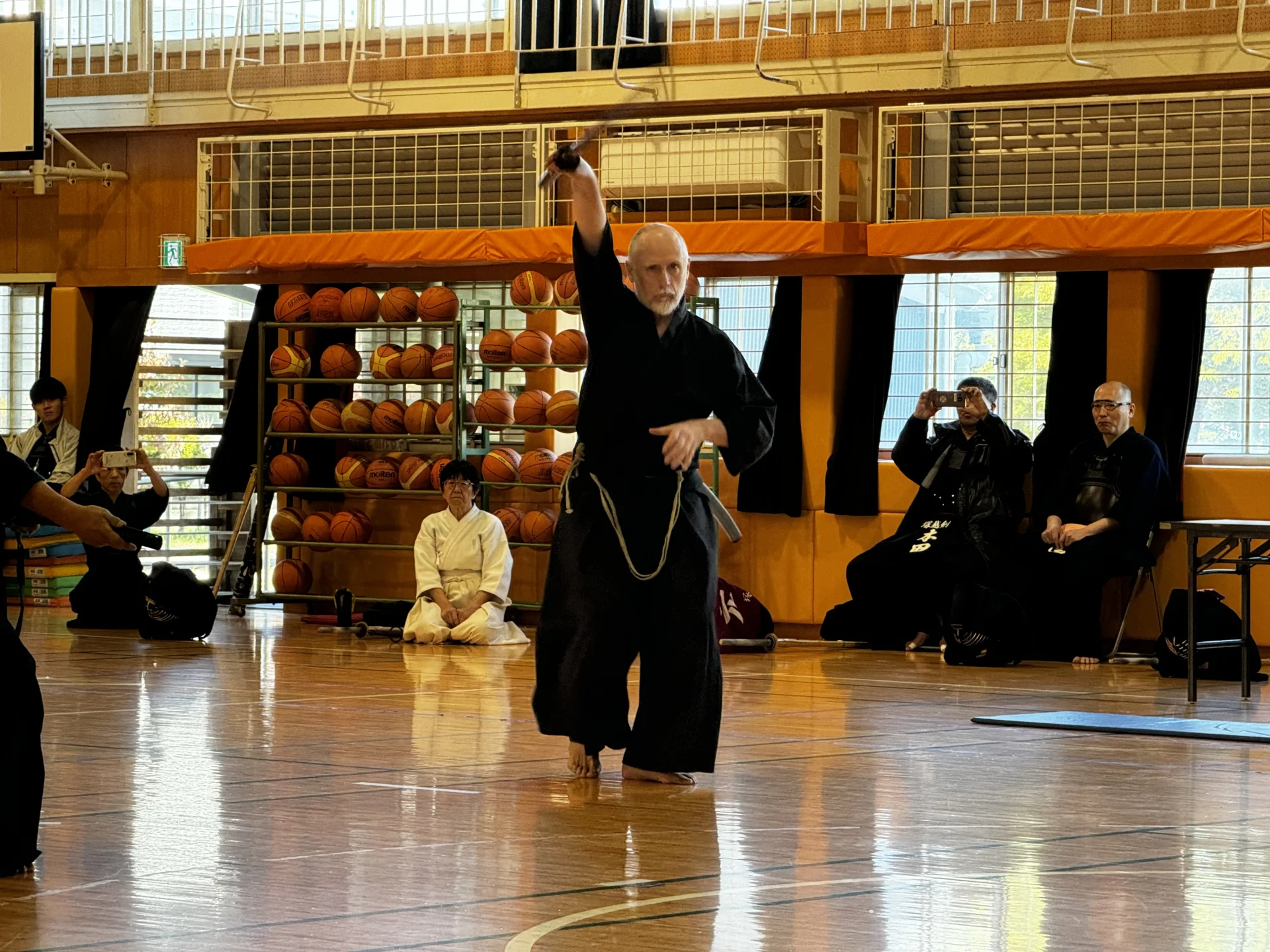 Exhibición de iaido en Saitama